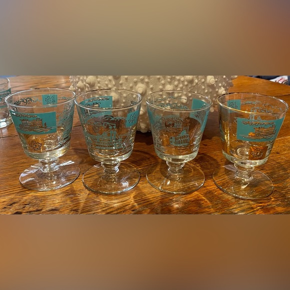 LIBBEY Vintage Steamboat Glass Cordial/Wine/Cocktail Glasses (set of 4) - Picture 4 of 6